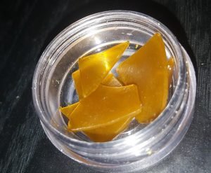 Durban Poison Shatter | THC: 78% | Buy Concentrates online | Buy Extracts